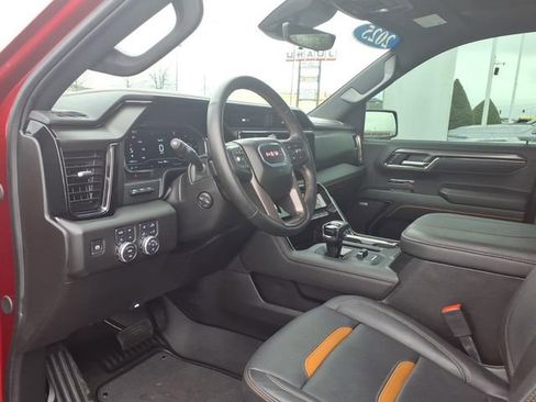 Used 2025 GMC Sierra 1500 AT4 w/ AT4 Premium Package image 8