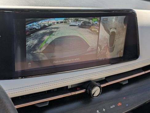 Certified 2023 Nissan Ariya EVOLVE+ image 23