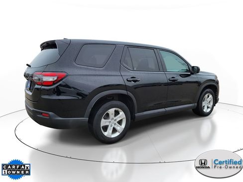 Certified 2023 Honda Pilot LX image 4