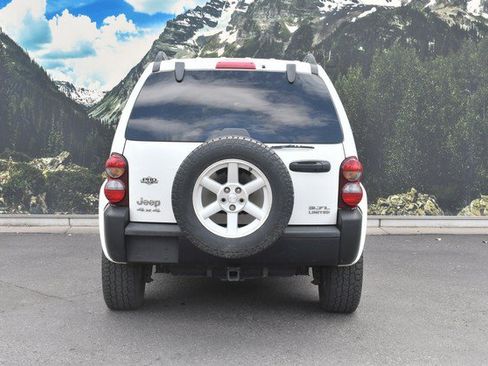 Used 2005 Jeep Liberty Limited AWD/4WD image 10