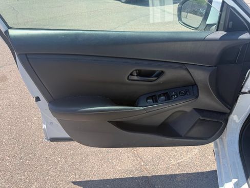 Used 2024 Nissan Sentra S FWD image 15