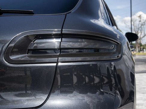 Used 2018 Porsche Macan GTS AWD/4WD image 15