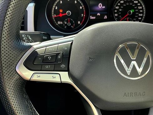 Used 2021 Volkswagen Atlas SE w/ Panoramic Sunroof Package image 20