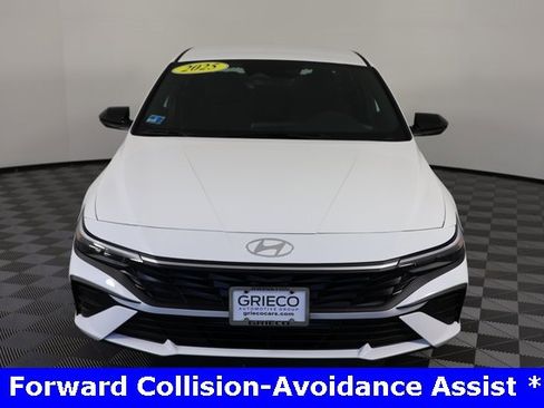 Certified 2025 Hyundai Elantra Sport image 3