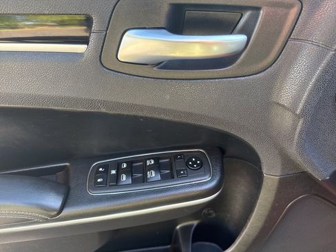 Used 2021 Chrysler 300 S image 12