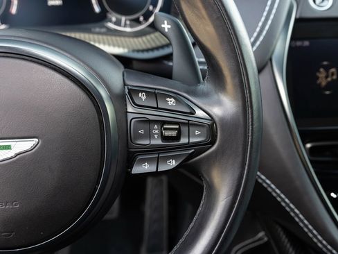 Used 2022 Aston Martin DBX AWD/4WD image 30