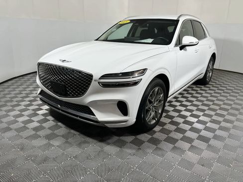 Used 2025 Genesis GV70 2.5T AWD/4WD image 4
