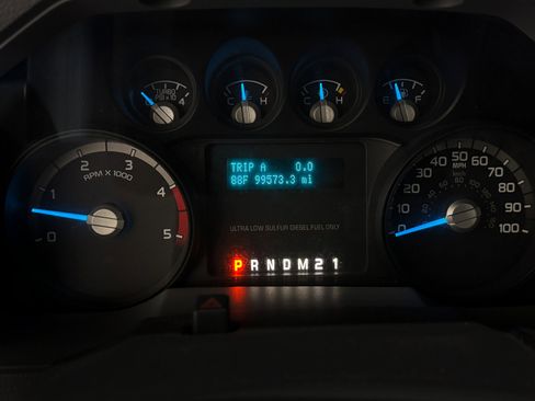 Used 2014 Ford F450 XL image 9