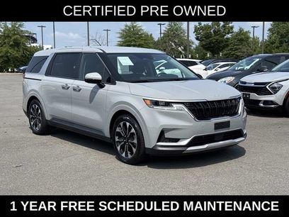 Used 2024 Kia Carnival EX