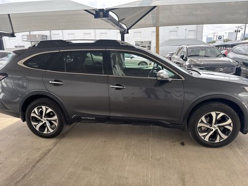 Used 2021 Subaru Outback Touring w/ Popular Package #2 AWD/4WD image 4