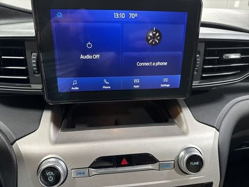 Used 2021 Ford Explorer 4WD w/ Class III Trailer Tow Package image 19