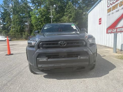 Used 2025 Toyota 4Runner SR5 RWD image 3