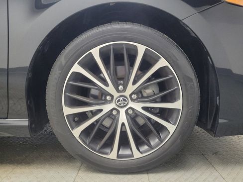 Used 2019 Toyota Camry SE image 31