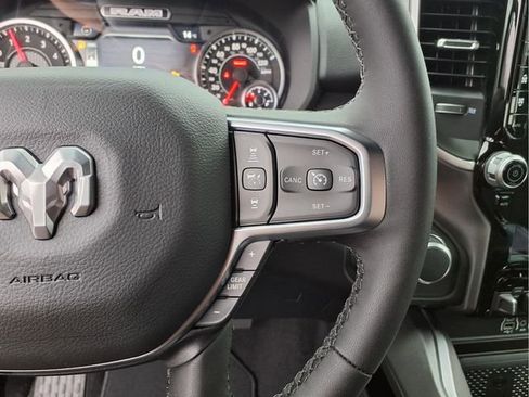 New 2026 RAM 1500 Big Horn AWD/4WD image 19