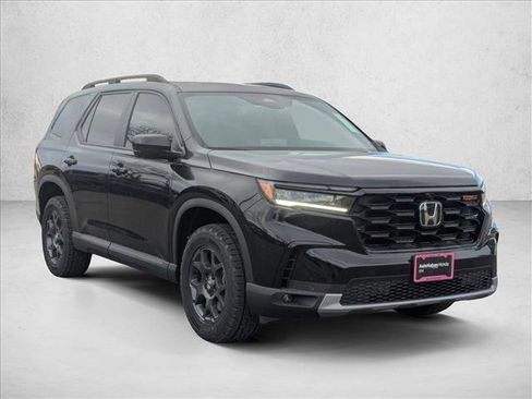 New 2025 Honda Pilot TrailSport image 7