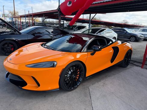 Used 2020 McLaren GT image 6