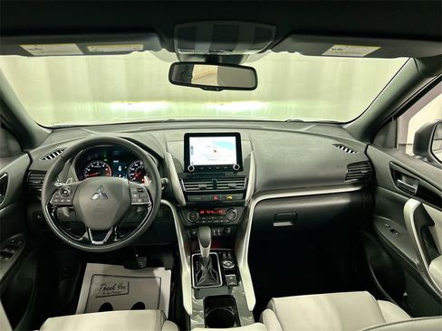Used 2024 Mitsubishi Eclipse Cross SEL image 19
