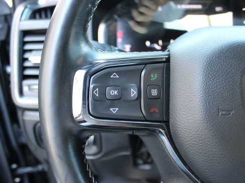 Used 2023 RAM 1500 Limited AWD/4WD image 16