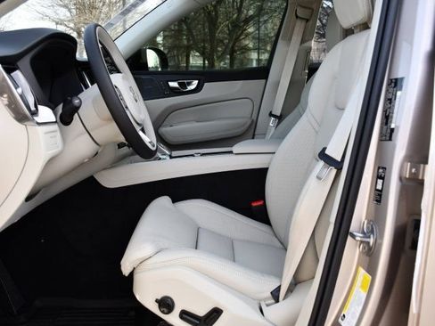 New 2026 Volvo XC60 T8 Ultra w/ Protection Package Premier image 13