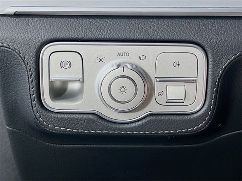 New 2025 Mercedes-Benz GLE 350 4MATIC image 11