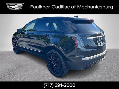 Certified 2024 Cadillac XT5 Sportv w/ Technology Package AWD/4WD image 9