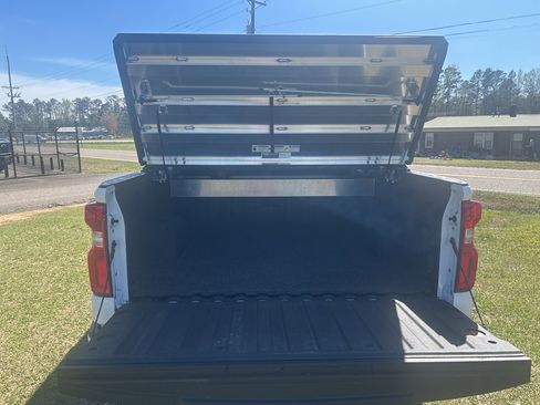 Used 2023 Chevrolet Silverado 1500 LTZ w/ Technology Package image 15