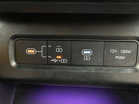 Certified 2025 Hyundai Tucson Limited image 18