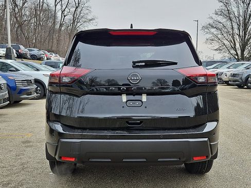 New 2026 Nissan Rogue SV image 5