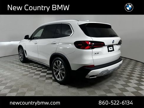 New 2026 BMW X5 xDrive50e w/ Climate Comfort Package image 5