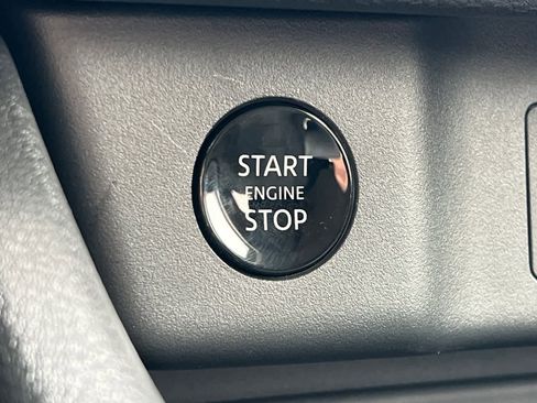 New 2026 Nissan Rogue SV AWD/4WD image 27