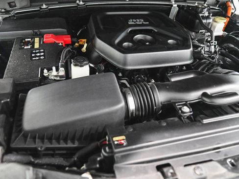 Used 2023 Jeep Wrangler Unlimited Sahara w/ Cold Weather Group image 32