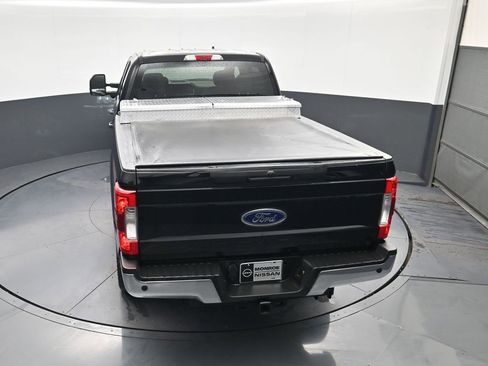 Used 2019 Ford F250 XLT w/ XLT Value Package image 31