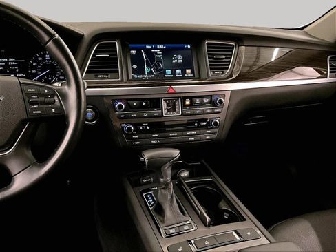 Used 2018 Genesis G80 3.8 AWD/4WD image 6