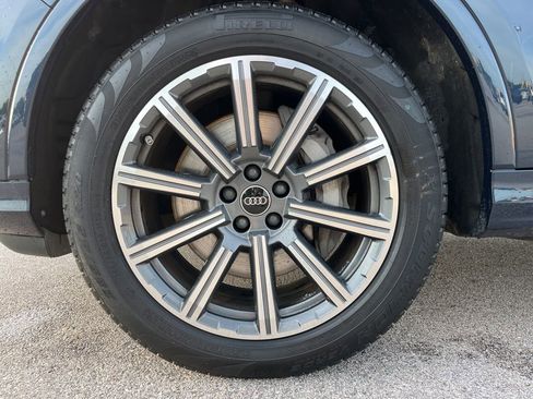 Used 2023 Audi Q7 2.0T Premium Plus AWD/4WD image 13