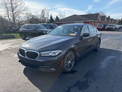 Used 2023 BMW 540i xDrive w/ Premium Package image 8