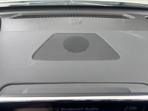 Used 2025 Nissan Altima 2.5 SV FWD image 14