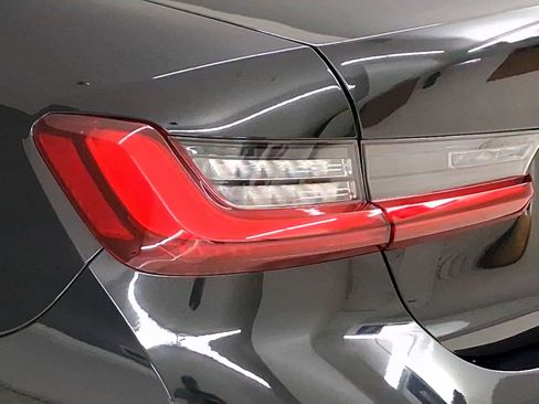 Used 2022 BMW 330e w/ Driving Assistance Package RWD image 11