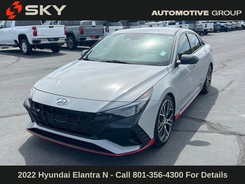 Used 2022 Hyundai Elantra N FWD image 2