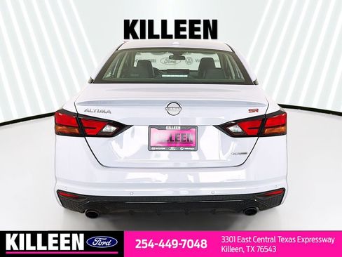 Used 2024 Nissan Altima 2.0 SR FWD image 7