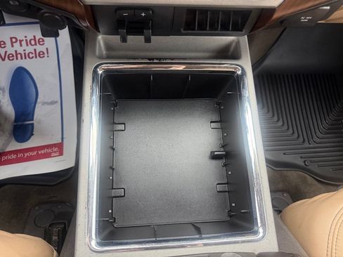 Used 2016 Ford F350 Lariat w/ Lariat Interior Package AWD/4WD image 37