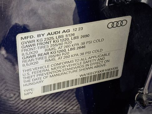 Used 2024 Audi Q3 2.0T Premium Plus w/ Premium Plus Package AWD/4WD image 32