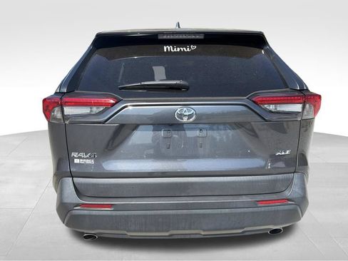 Used 2023 Toyota RAV4 XLE FWD image 14