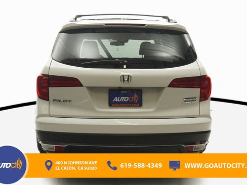 Used 2016 Honda Pilot Touring image 12
