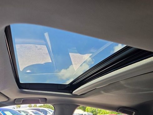 Certified 2024 Acura Integra image 17