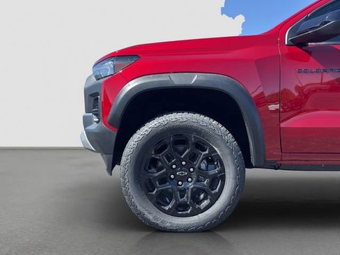 Used 2026 Chevrolet Colorado Trail Boss AWD/4WD image 16