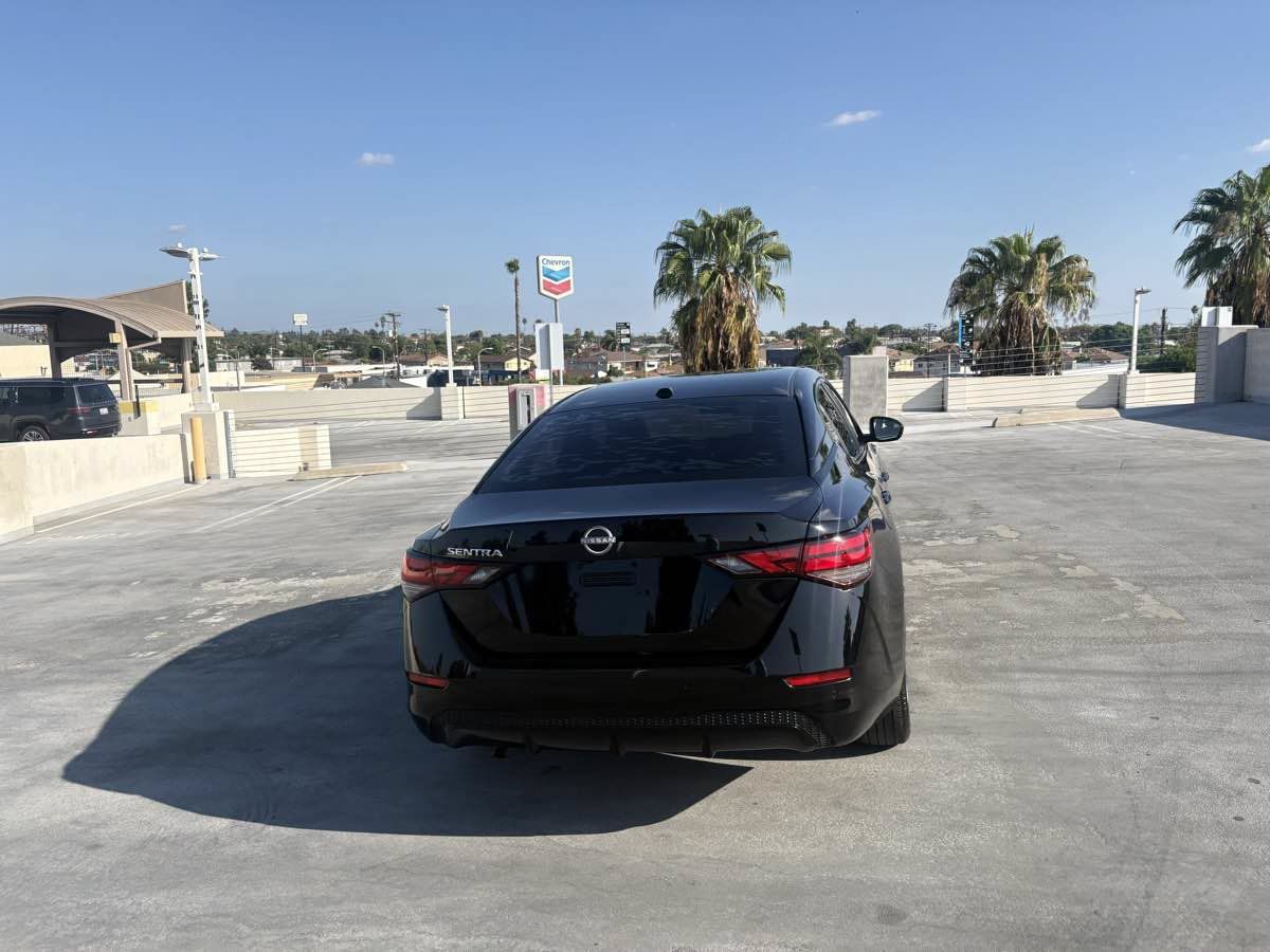 Used 2025 Nissan Sentra SV FWD image 34