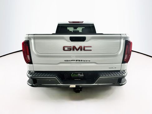 Used 2025 GMC Sierra 1500 SLT RWD image 7