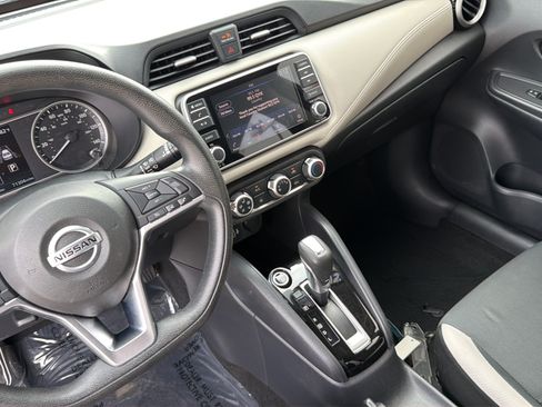 Used 2020 Nissan Versa SV FWD image 23