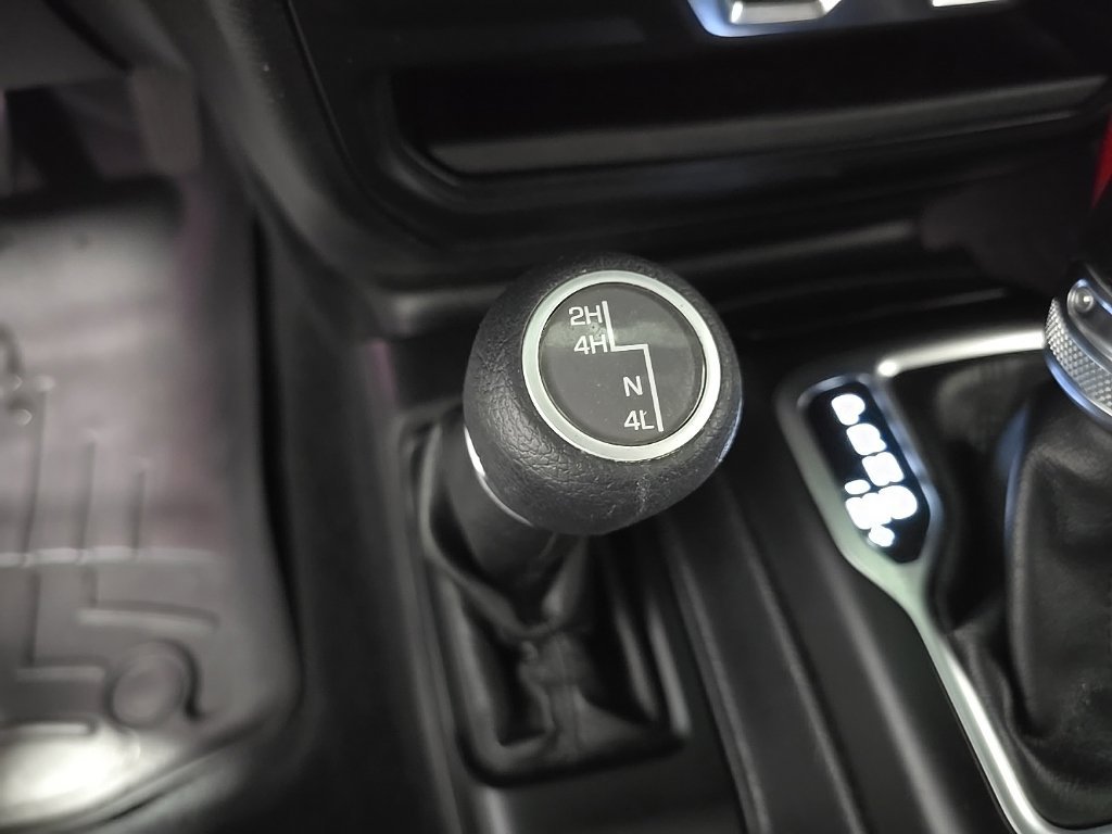 Used 2018 Jeep Wrangler Unlimited Sport AWD/4WD image 31