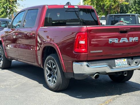 Used 2025 RAM 1500 Laramie AWD/4WD image 5